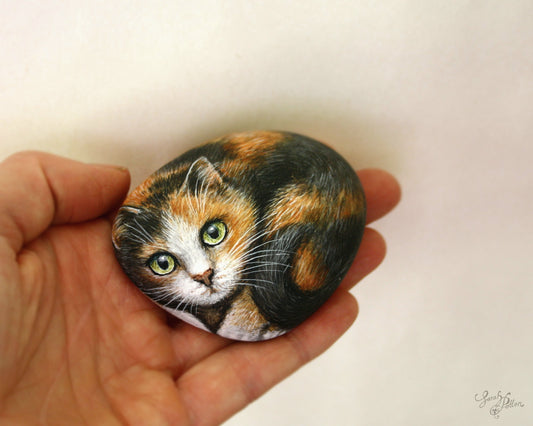 Tortoiseshell / calico cat painted stone