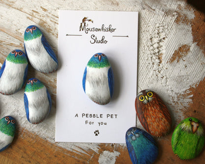 NZ Kereru Pebble Pin / Necklace